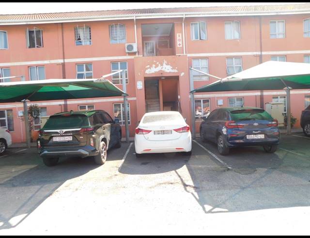 3 BEDROOM APARTMENT RENTED IN MONTCLAIR